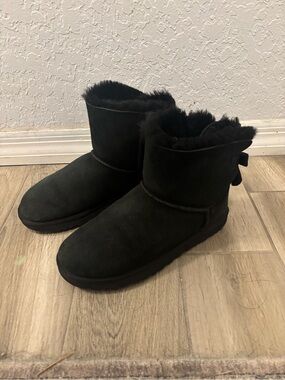 UGG Bailey Corduroy Bow Boots In Black size 9